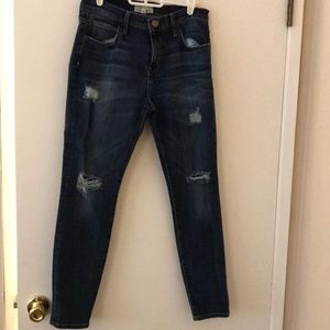 Current/ Elliott Slouchy stiletto jeans w/ rips